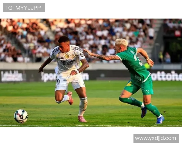 世界杯激战:拜仁绝杀皇马红牌争议引发全场热议与十大精彩进球回顾 世界杯激战:拜仁绝杀皇马红牌争议引发全场热议与十大精彩进球回顾