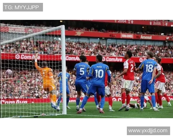 欧联杯精彩对决那不勒斯与阿森纳战成平局神扑瞬间引发热议与转会传闻