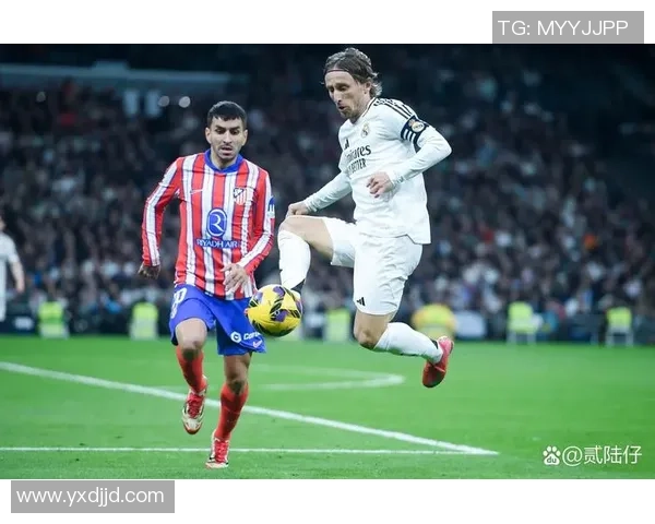 马德里德比激情四溢马竞逆转皇马红牌争议引发全场热议 马德里德比激情四溢马竞逆转皇马红牌争议引发全场热议