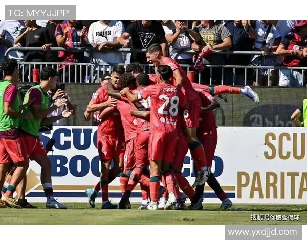 德甲精彩对决曼城与国米激战成平局引发全场热议 德甲精彩对决曼城与国米激战成平局引发全场热议