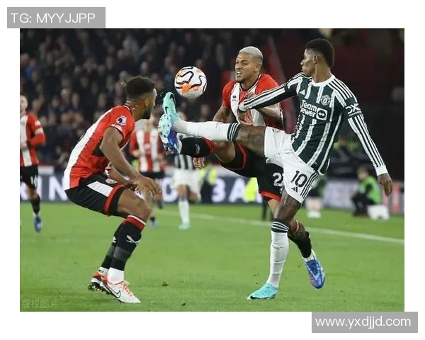 意甲盛宴:曼联狂胜多特蒙德五球大捷全场沸腾精彩集锦回顾 意甲盛宴:曼联狂胜多特蒙德五球大捷全场沸腾精彩集锦回顾