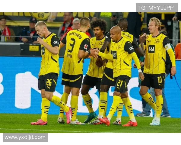 德甲激战：多特蒙德6-2大胜巴黎圣日耳曼补时争议进球引发全场狂欢